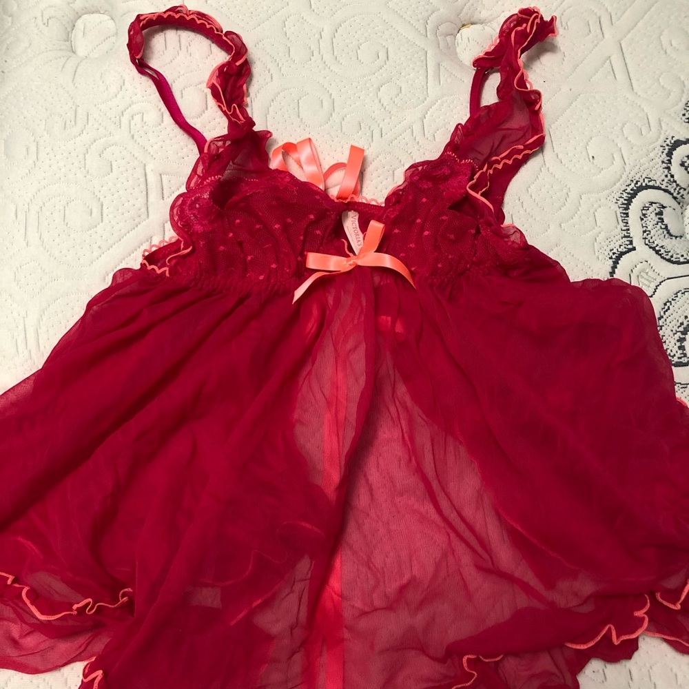 NWOT Victoria secret lingerie!